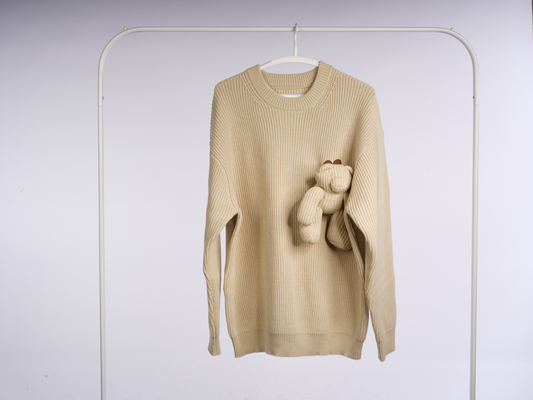 BEAR JUMPER IN BEIGE